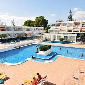 https://casa-maggiore-di-3-lovely-apt-costa-del-silencio.adeje-hotels.com